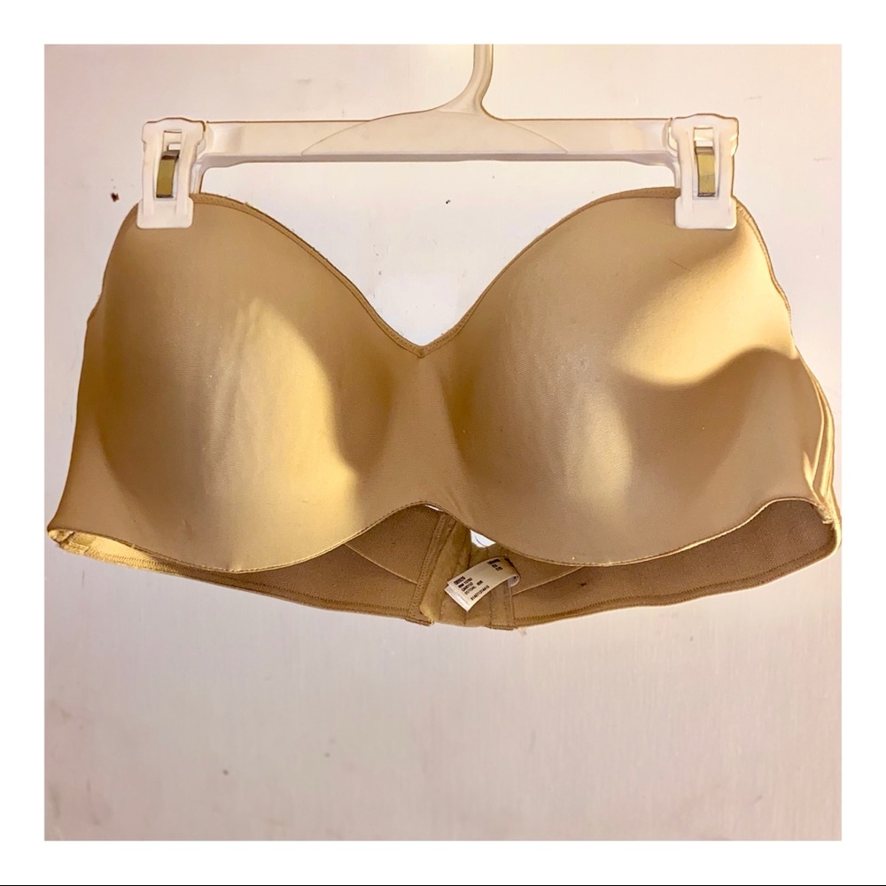 NWOT Tan strapless bra